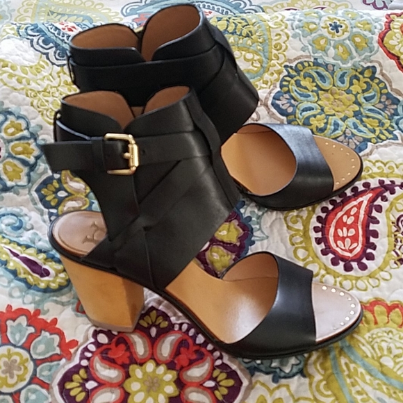 Vince Camuto Shoes - VC Signature shoes